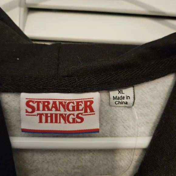 Stranger Things Hoodie NWT - Picture 6 of 8